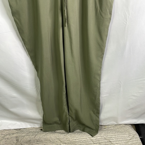 NWT Loft outlet green sleeveless jumpsuit - Picture 3 of 5